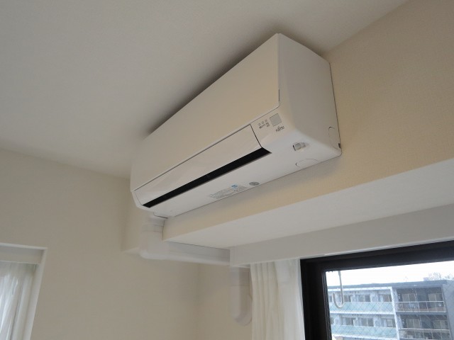 グランイーグル大森Ⅱ　リビングエアコン