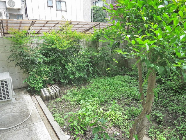 ニックハイム大森第2　庭