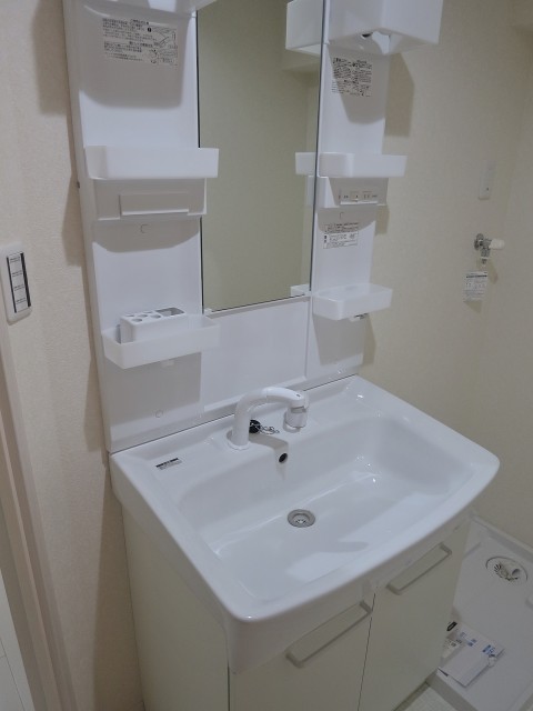 ハイツ神田岩本町　洗面台