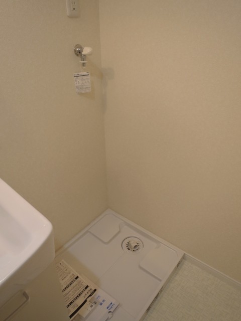 ハイツ神田岩本町　洗濯機置場