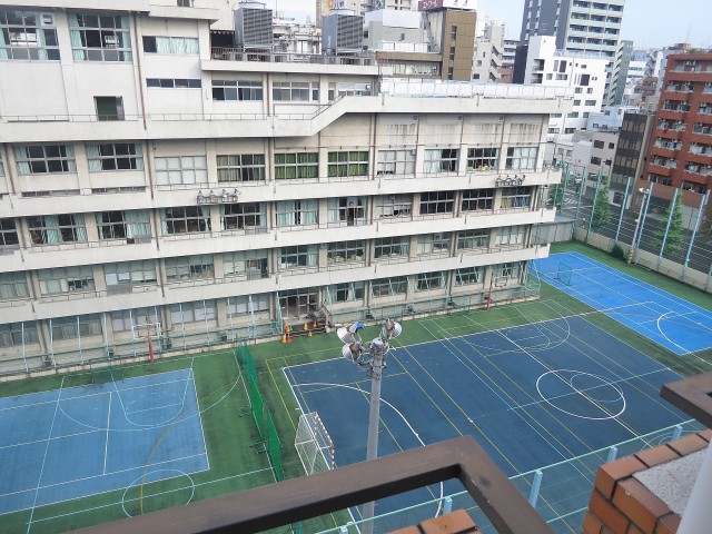 ハイツ神田岩本町　高校
