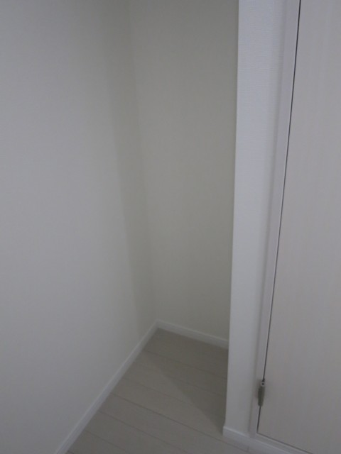 ハイツ神田岩本町　トイレ横