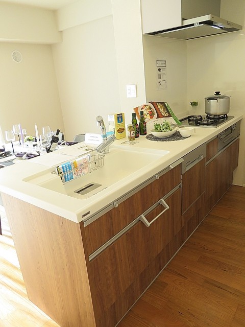 ファーストン世田谷リバーサイトテラス　キッチン