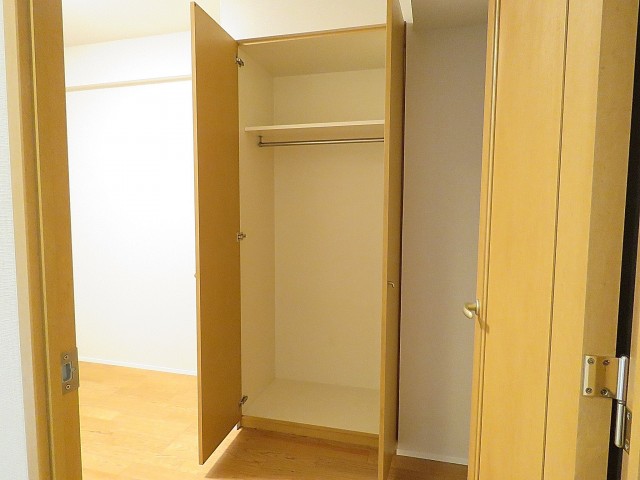 ファーストン世田谷リバーサイトテラス　クローゼット