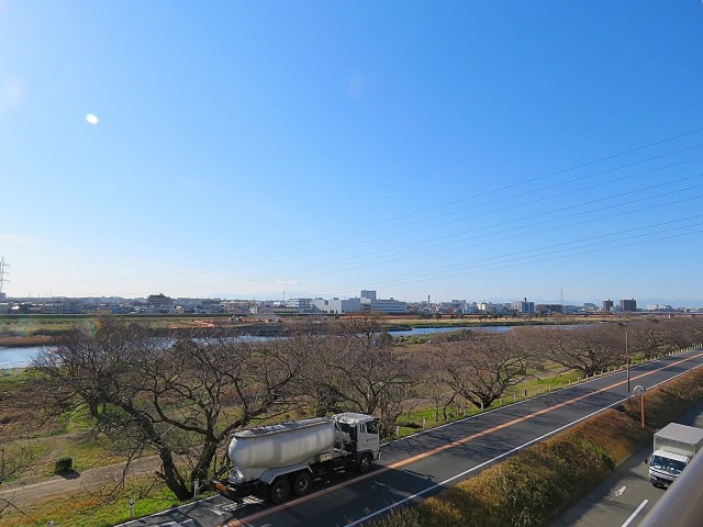 ファーストン世田谷リバーサイトテラス　眺望