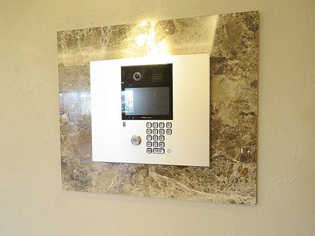 ファーストン世田谷リバーサイトテラス　オートロック