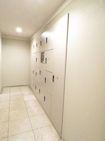 ファーストン世田谷リバーサイトテラス　宅配BOX