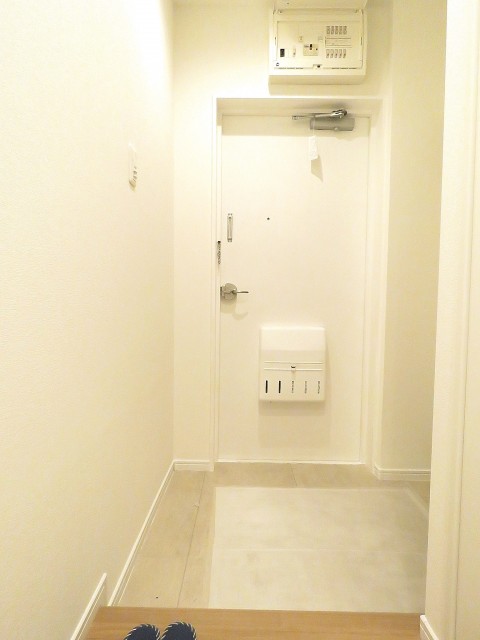 マンション五反田　玄関ホール