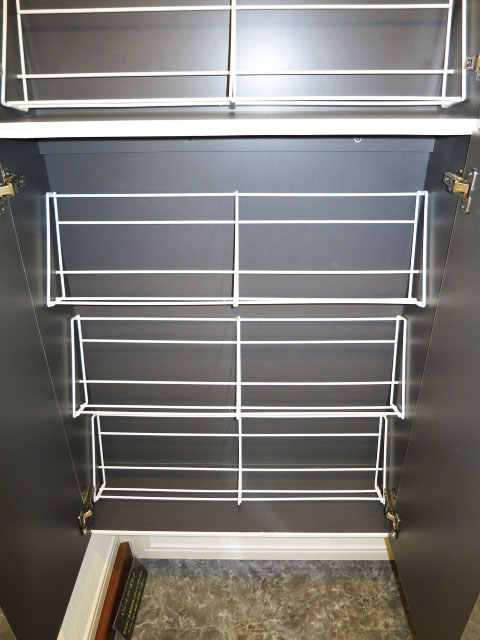 下落合グリーンパーク　収納が充実した玄関