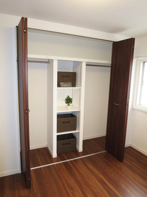 下落合グリーンパーク　約5.5帖の洋室　クローゼット