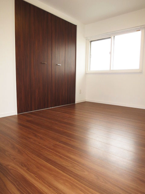 下落合グリーンパーク　約5.5帖の洋室