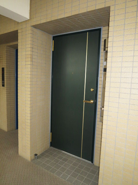 下落合南デュープレックス　玄関前廊下