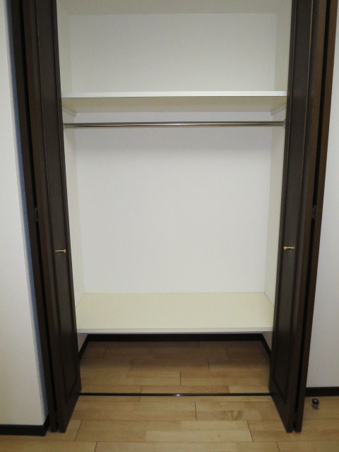 下落合南デュープレックス　約5帖の洋室　クローゼット