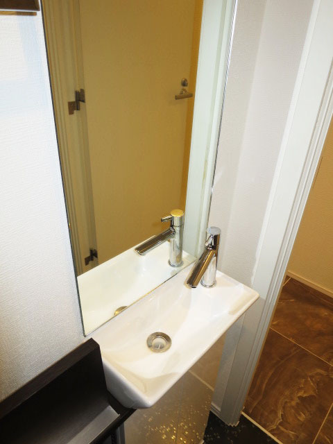 ウォシュレット付のトイレ