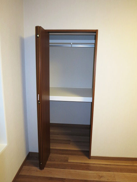 渋谷本町オリエントコートⅠ　物入れ