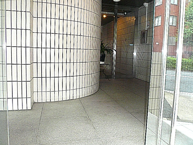 ヴェラハイツ広尾　エントランス