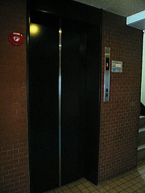 ノア南麻布　エレベーター