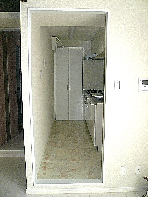 ノア南麻布　キッチン3帖