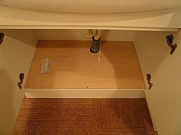 深沢ハイム　洗面化粧台収納