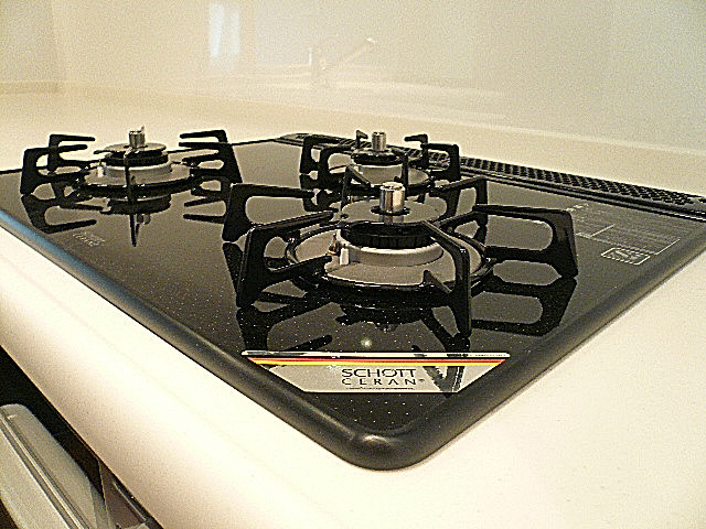 松濤パークハウス　3口コンロ