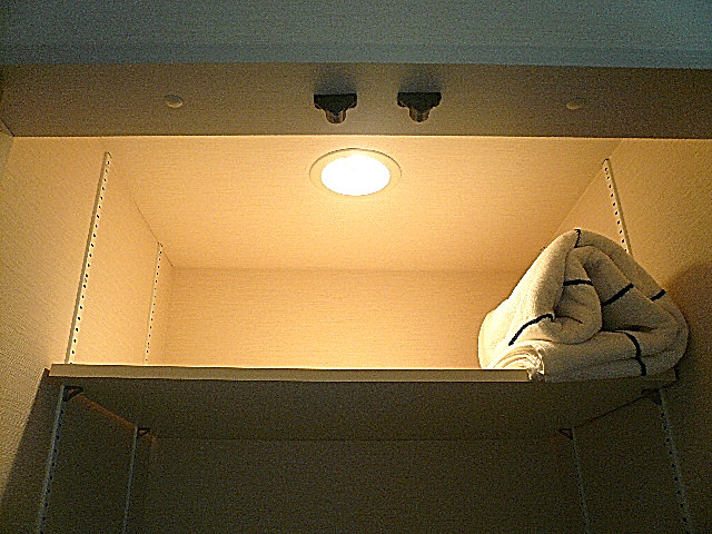 洗濯機置き場　棚