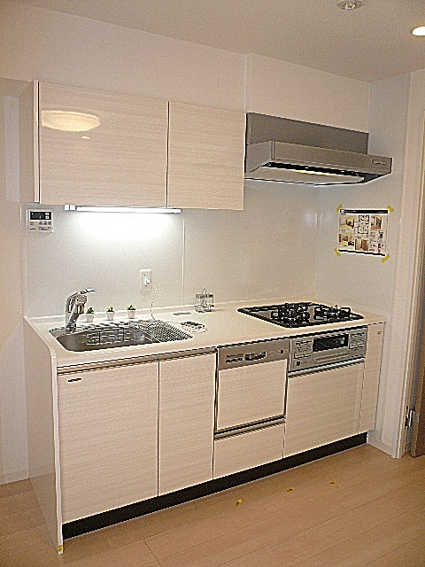 弦巻リハイム　システムキッチン410