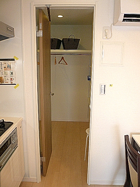 弦巻リハイム　ストックルーム2.3帖410