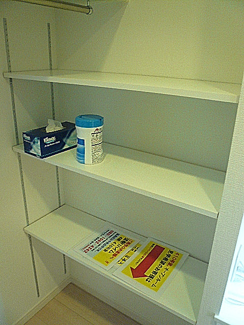 弦巻リハイム　ストックルーム2.3帖410