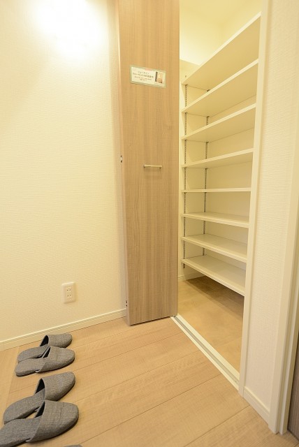 下落合グリーンパーク 玄関