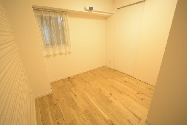 東品川ハウス_2SLDK サービスルーム