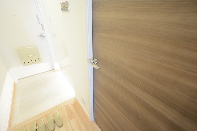 三井馬事公苑南ハイツ 洋室①