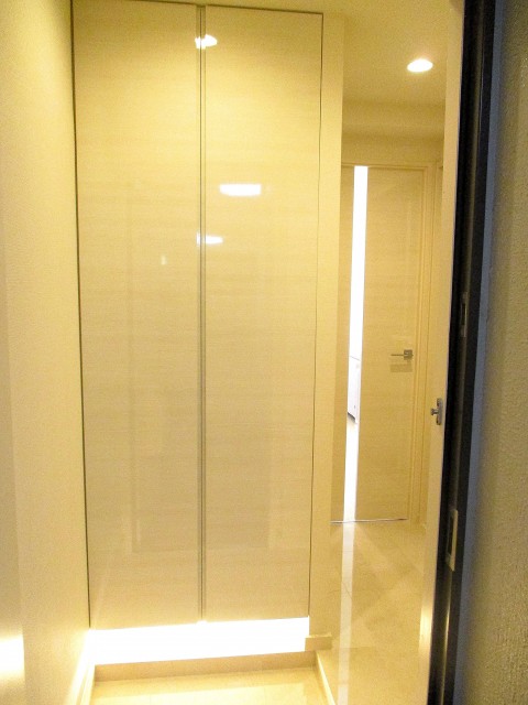 ハイラーク五反田 玄関