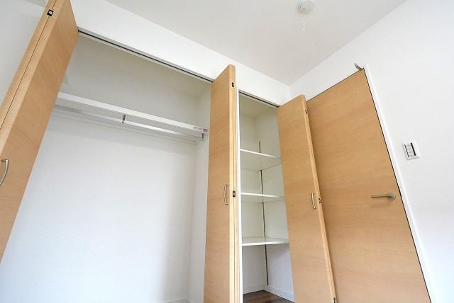 弦巻リハイム　 洋室2