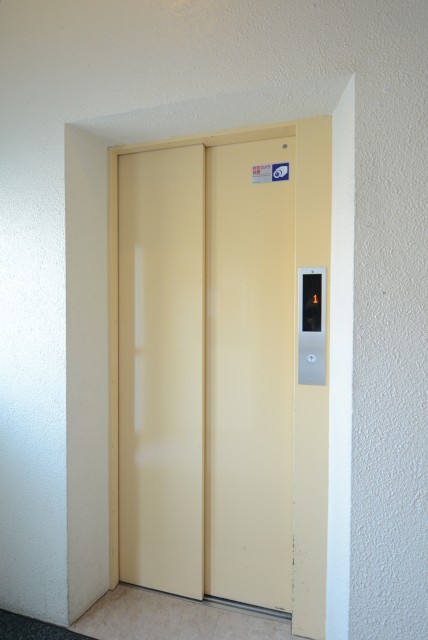 フアミール久堅 エレベーター