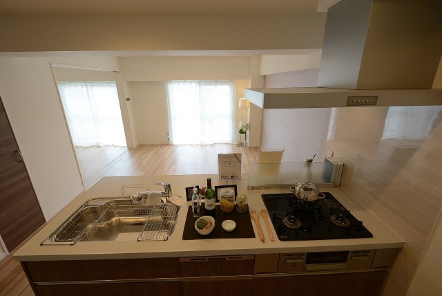 三井馬事公苑南ハイツ (41)キッチン
