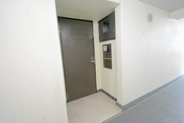 ストークマンション新宿　玄関