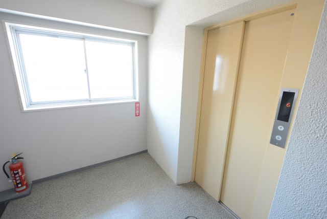 フアミール久堅 エレベーター