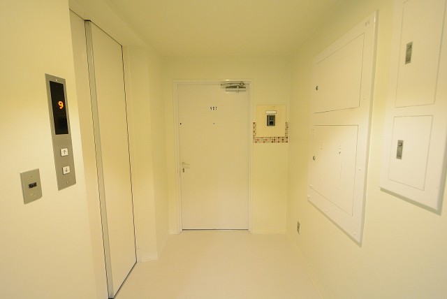 音羽ハウス 内廊下