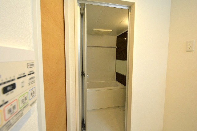 弦巻リハイム　220 バス