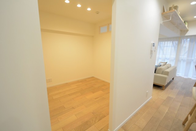 ストークマンション新宿 洋室