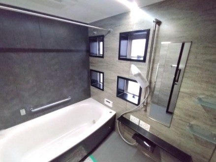 ストークグラン深沢 浴室