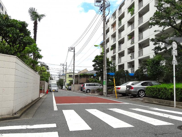 東建第2上町マンション　前面道路