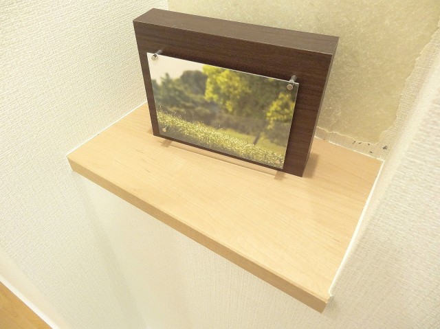 ニューシティハイツ日本橋　玄関飾り棚