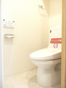 ニューシティハイツ日本橋　ウォシュレット機能付きトイレ