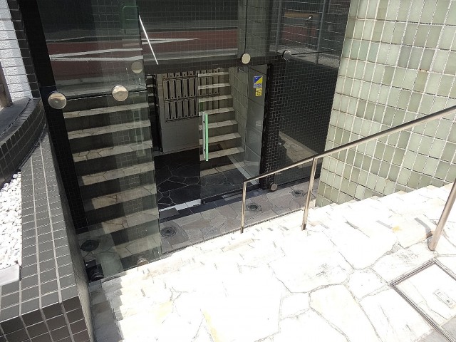 エスコートノヴェル白金高輪　エントランス