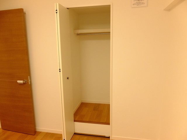 朝日プラザ上北沢　洋室4.8