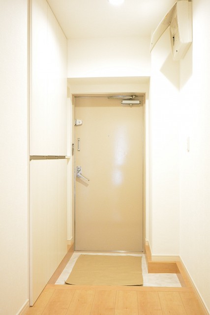 ライオンズマンション南平台　玄関ホール