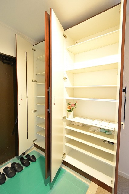 ヴァンヴェール南平台402　シューズBOX