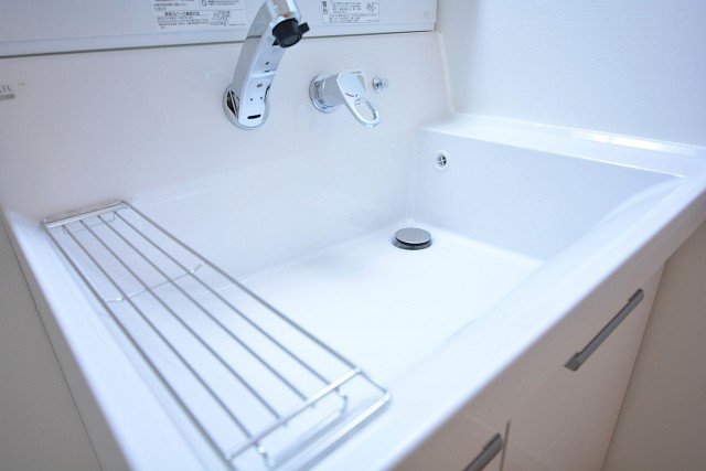 ライオンズマンション南平台　スクエア型の洗面ボウル