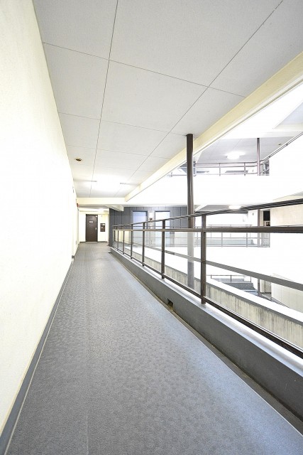 ストークマンション新宿 廊下